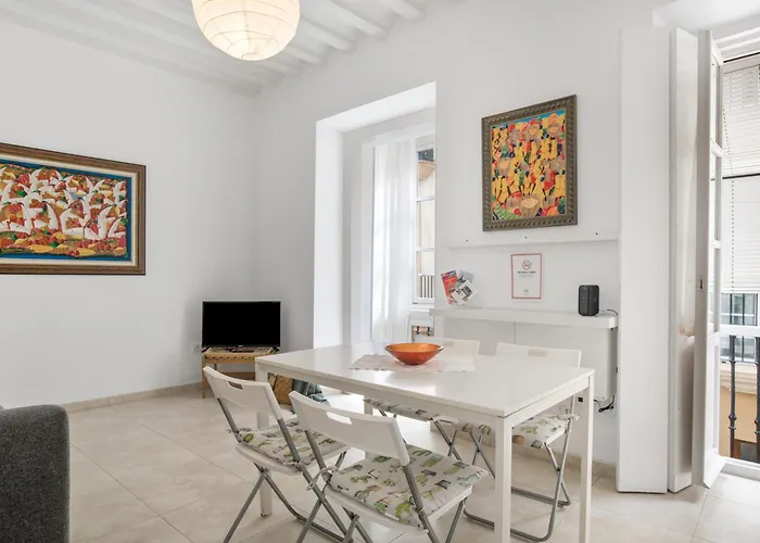 Sol 1 Derecha Кадис